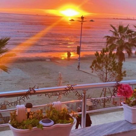 Durres Strand Direkt Am Meer Exteriör bild