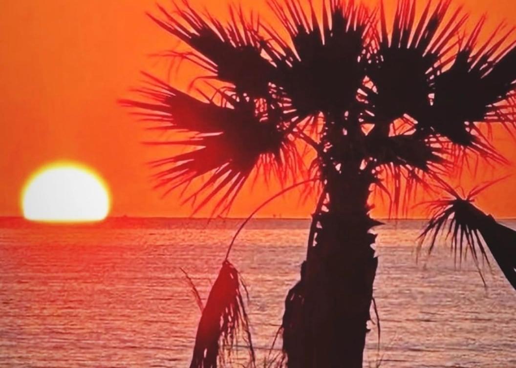 Durres Strand Direkt Am Meer Exteriör bild